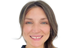 Dr. Ivy Curren